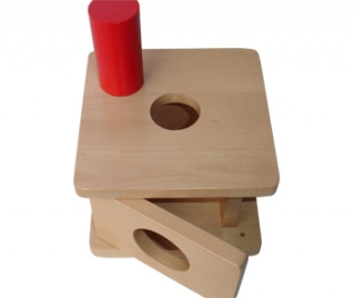 Montessori krabička s malým valcom